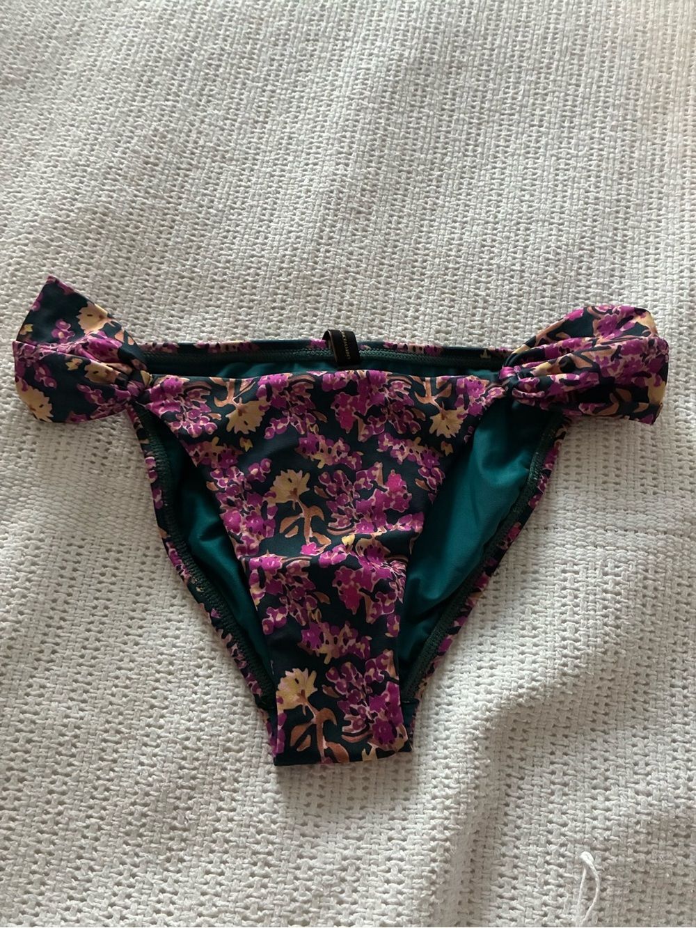 NWT ViX Paula Hermanny Pink Floral Bikini Bottom with Gold Logo Accent (#F-30)